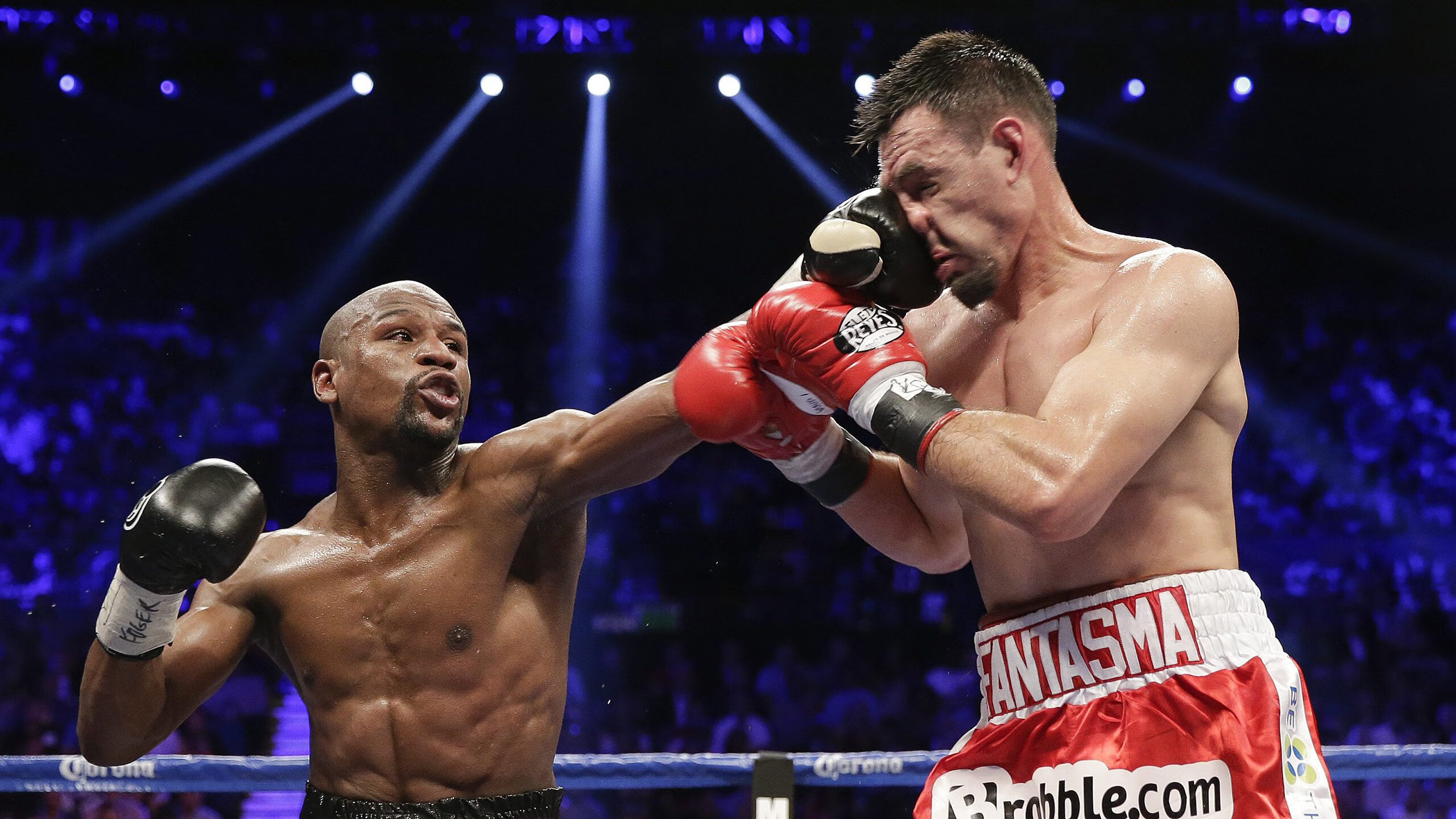 体育赛事周边商品热销,粉丝经济表现强劲,体育赛事热度排行榜